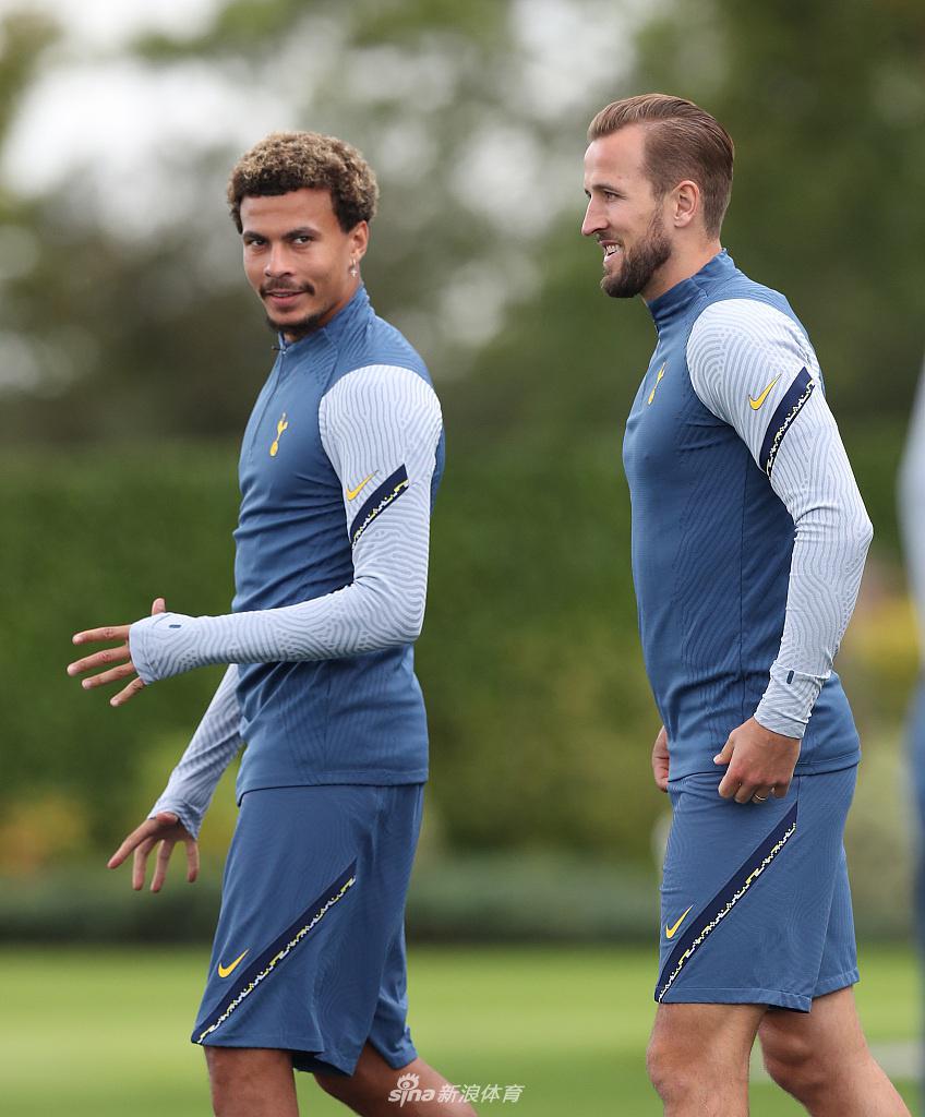 窗口期孟菲斯灰熊备战欧联，门线救险细节曝光，引发热议，控场能力受关注(本西蒙斯新赛季无望)