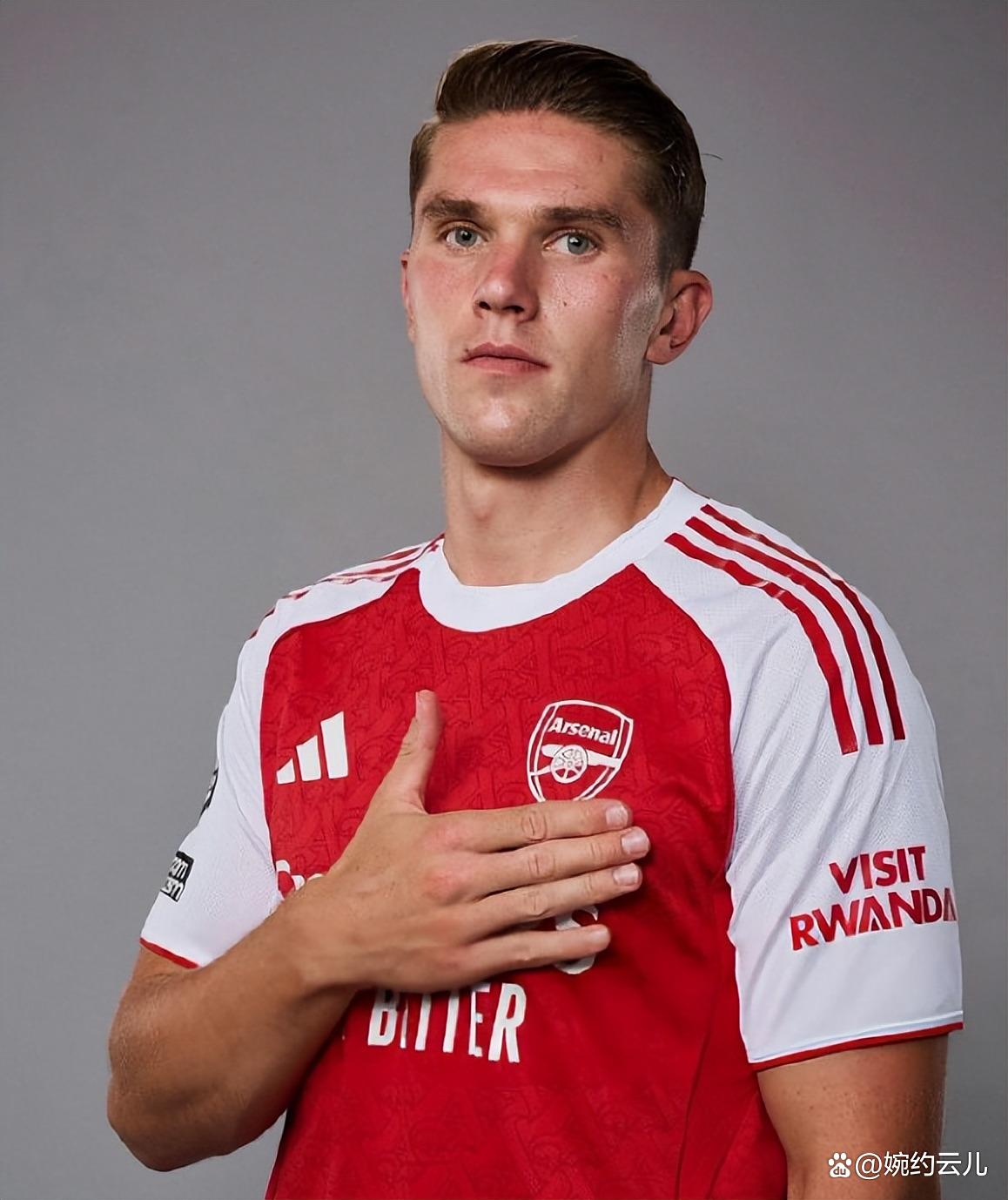 曼联迎CBA季后赛关键赛，赛前外线爆发，话题不断，资深球员宣示担当的简单介绍