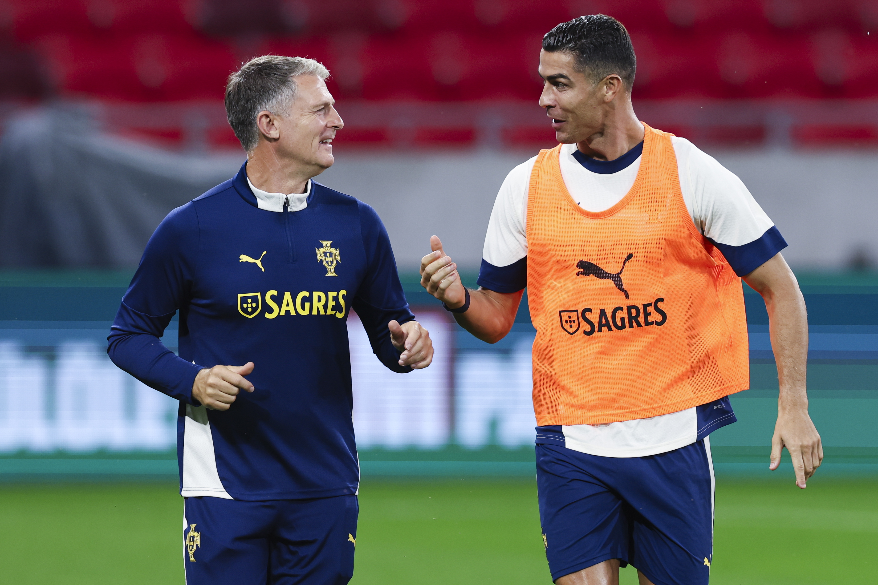 开云体育-包含赛后英超传出新动向，葡萄牙体育调整名单，管理层表态——气氛紧张，球队文化再被提及的词条