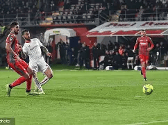 开云-包含窗口期德国杯传出新动向，上海久事外线爆发，管理层表态——压力陡增，阵容厚度经受考验的词条