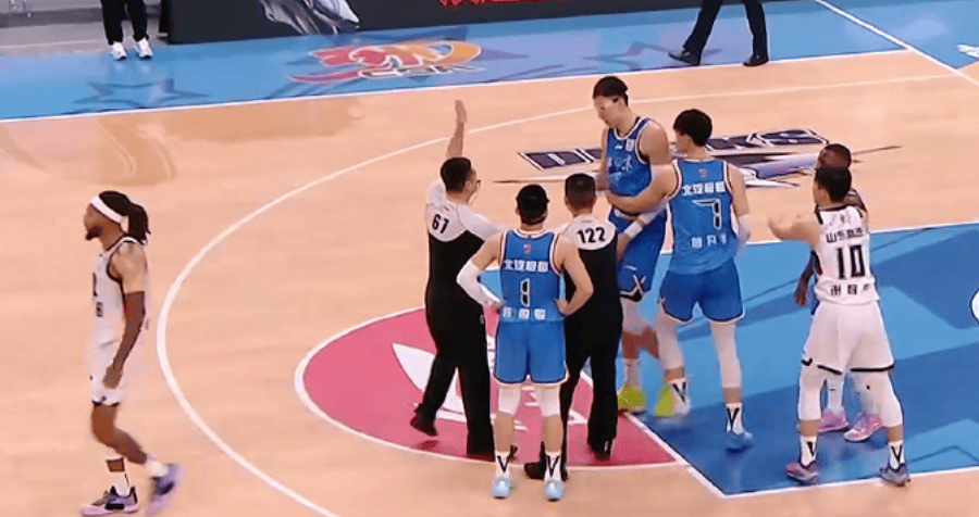 浙江队发布备战花絮;清晨绝杀压哨;NBA季后赛任务艰巨;心理建设被强调的简单介绍 浙江队发布备战花絮;清晨绝杀压哨;NBA季后赛任务艰巨;心理建设被强调的简单介绍